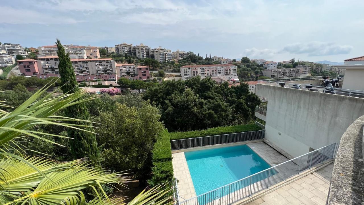 La Villa Ondine - Spacieux Appartement Sur Les Collines Nicoises - Piscine - 2 Parkings - Clim - Wifi 니스 외부 사진